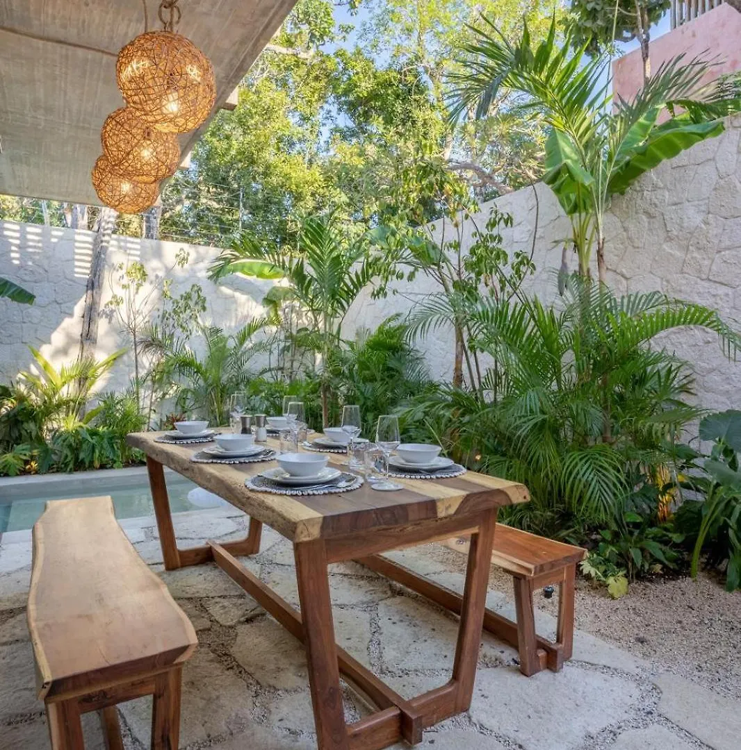 Primrose Jungle Paradise Villa, 3Brd, Island Shower, 2 Private Pools, Gourmet Dining & 24Hr Security Tulum Mexico
